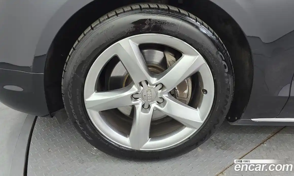 Audi A8 2011 3.0 Автомат в Москве № 212540, фото 6