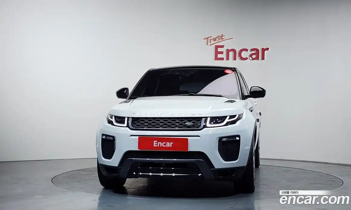 Land Rover Range-Rover Evoque 2019 2.0 Автомат в Москве № 213341, фото 9