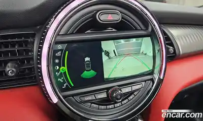 Mini Cooper Convertible 2019 2.0 Автомат в Москве № 213457, миниатюра 12