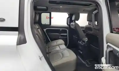 Land Rover Defender 2020 2.0 Автомат в Москве № 213714, миниатюра 11