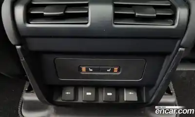 Land Rover Defender 2020 2.0 Автомат в Москве № 213714, миниатюра 4