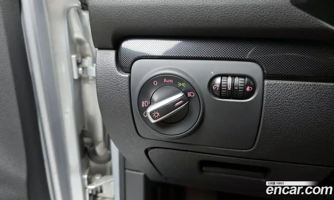 Volkswagen Golf 2013 2.0 Автомат в Москве № 215337, фото 7