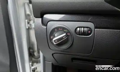 Volkswagen Golf 2013 2.0 Автомат в Москве № 215337, миниатюра 7