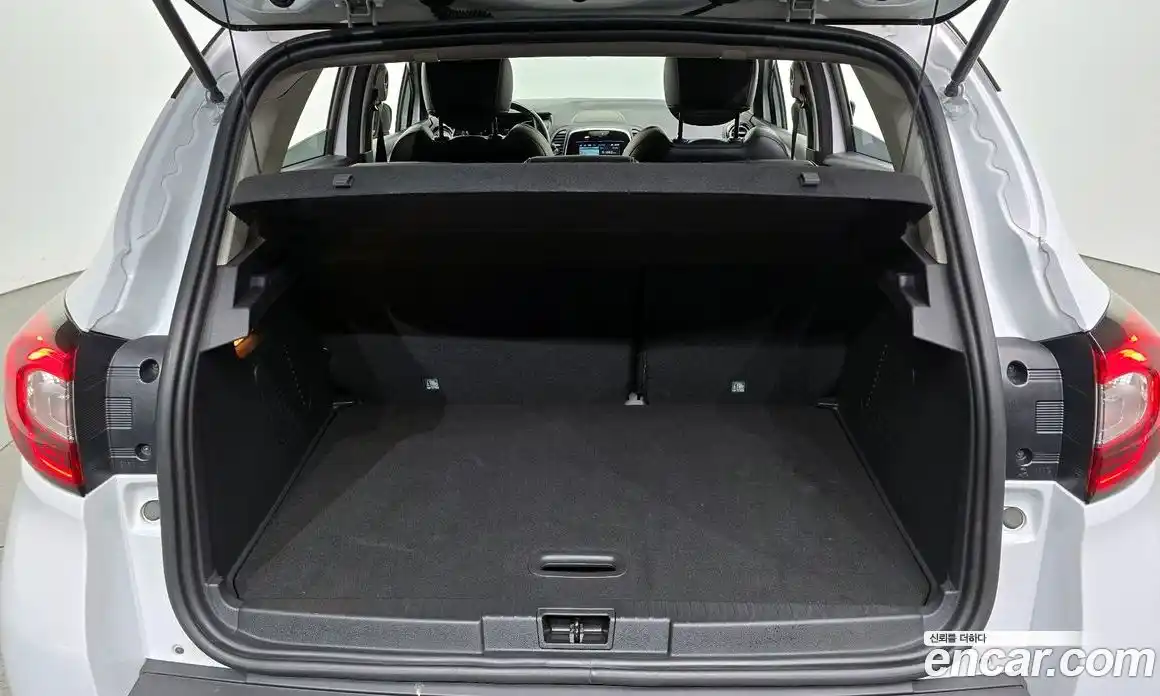 Renault QM3 2019 1.5 Автомат в Москве № 223908, фото 10