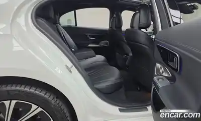 Mercedes-Benz E-Class, 2025