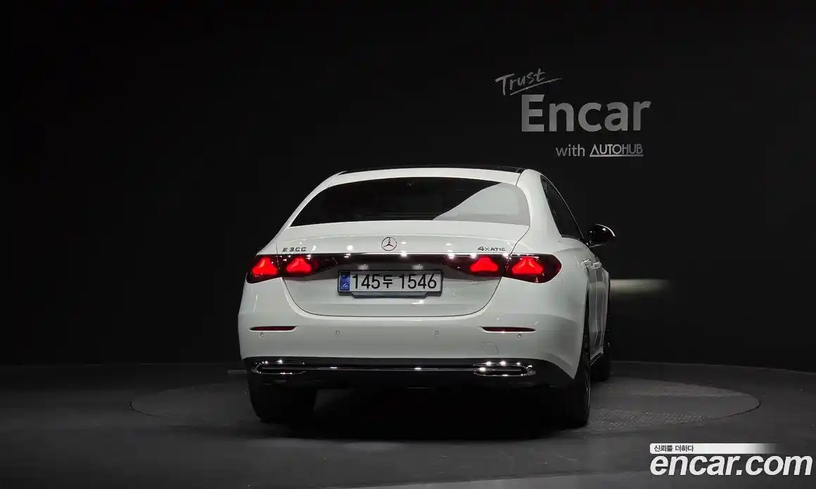 Mercedes-Benz E-Class 2025 2.0 Автомат в Москве № 229373, фото 4