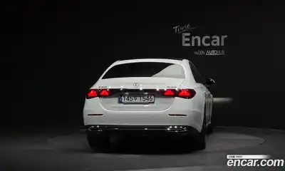 Mercedes-Benz E-Class 2025 2.0 Автомат в Москве № 229373, миниатюра 4