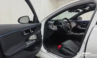 Mercedes-Benz E-Class 2025 2.0 Автомат в Москве № 229373, миниатюра 9