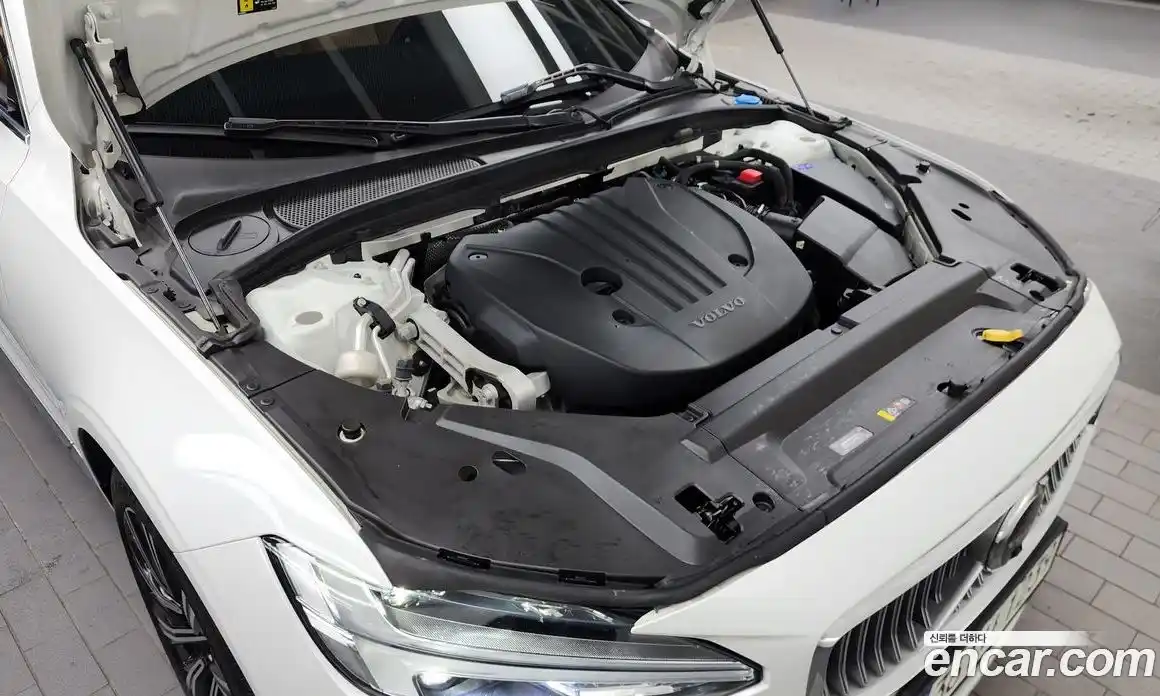 Volvo S90 2023 2.0 Автомат в Москве № 230476, фото 1