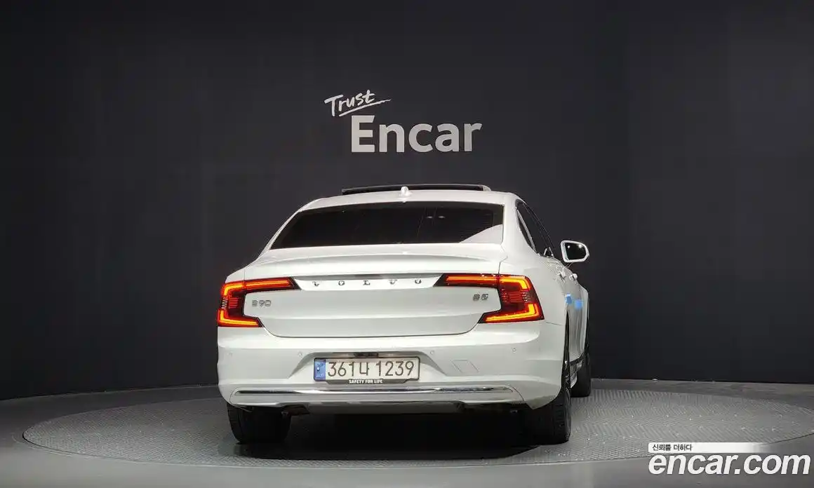 Volvo S90 2023 2.0 Автомат в Москве № 230476, фото 14