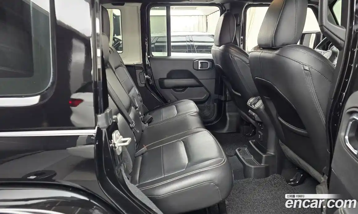 Jeep Wrangler 2022 2.0 Автомат в Москве № 232395, фото 2