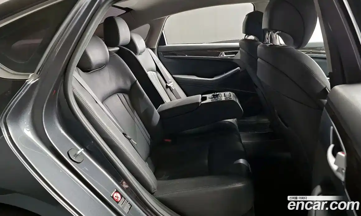 Genesis G80 2018 3.3 Автомат в Москве № 23921, фото 9
