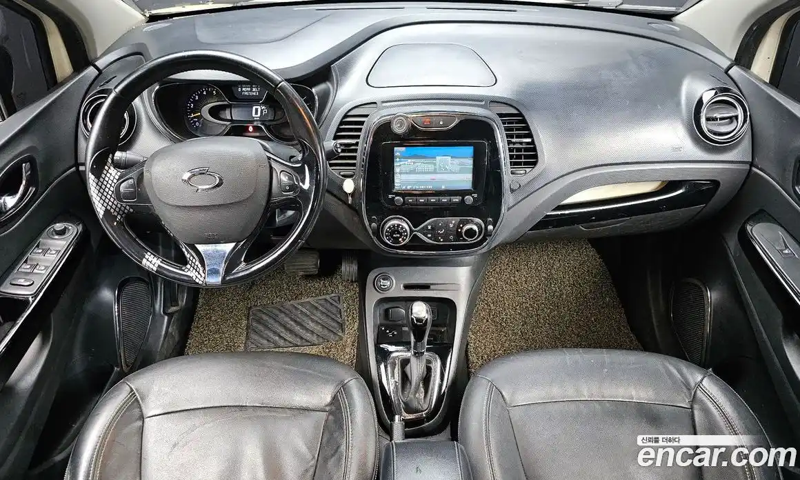 Renault QM3 2015 1.5 Автомат в Москве № 242926, фото 11