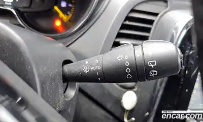 Renault QM3 2015 1.5 Автомат в Москве № 242926, миниатюра 5