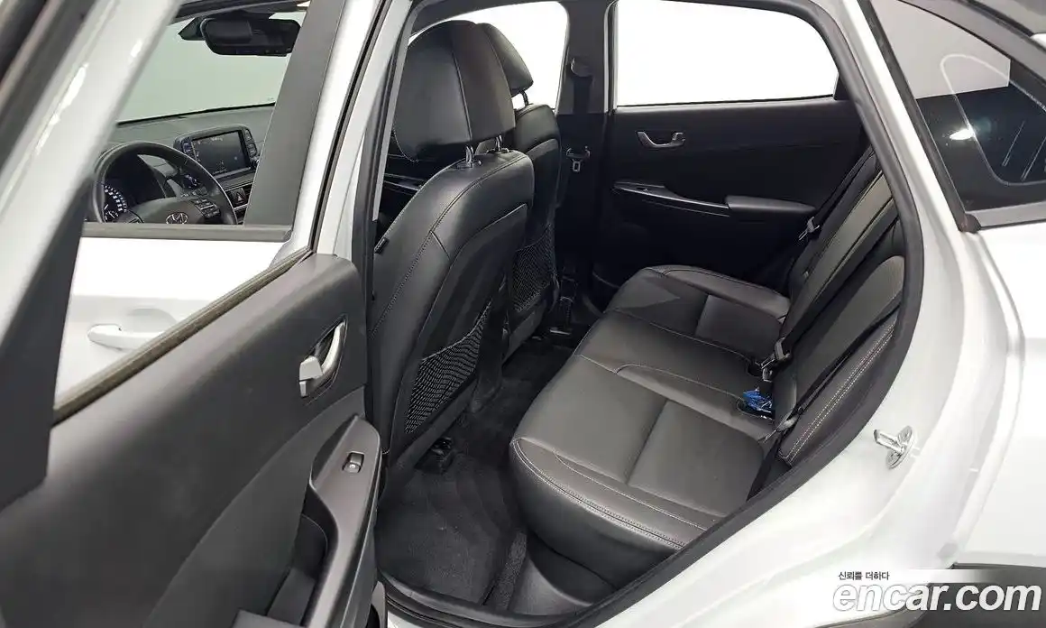 Hyundai Kona 2020 1.6 Автомат в Москве № 2430, фото 5