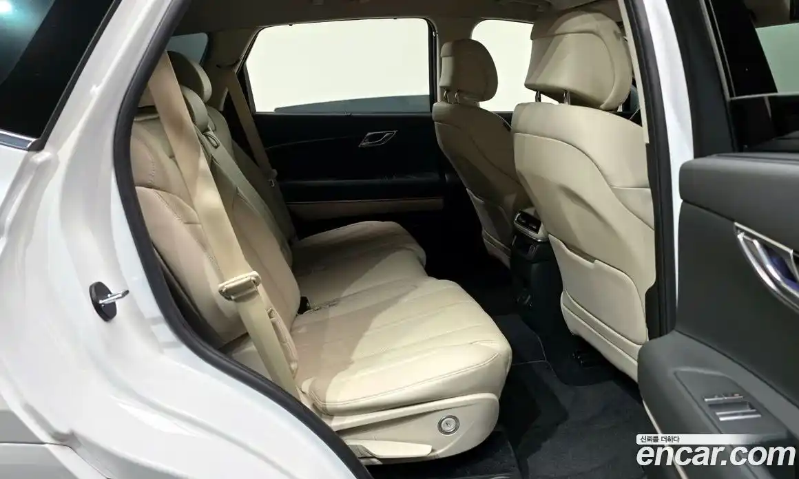 Genesis GV80 2024 2.5 Автомат в Москве № 24765, фото 17