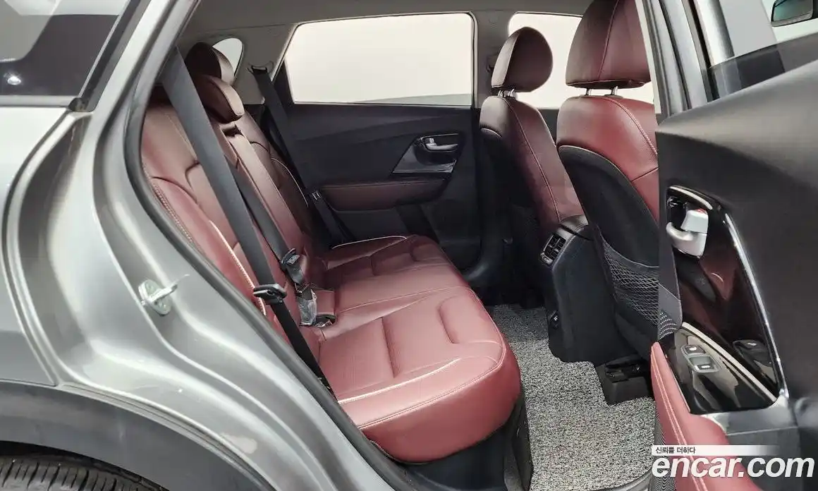 Kia Niro 2022 1.6 Автомат в Москве № 249773, фото 12