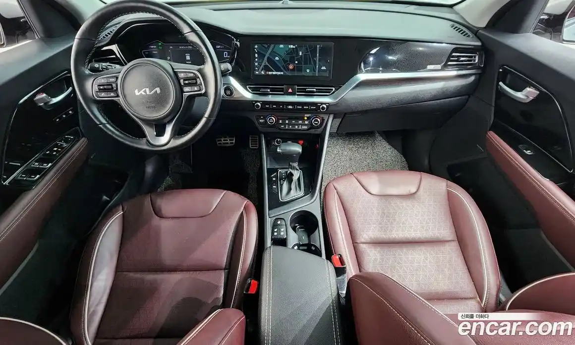 Kia Niro 2022 1.6 Автомат в Москве № 249773, фото 10