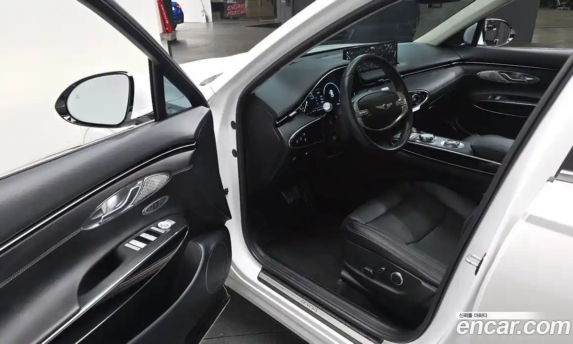 Genesis GV70 2022 2.5 Автомат в Москве № 25530, фото 3