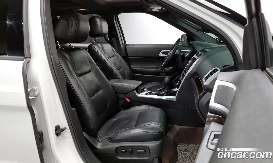 Ford Explorer 2015 3.5 Автомат в Москве № 255675, фото 1