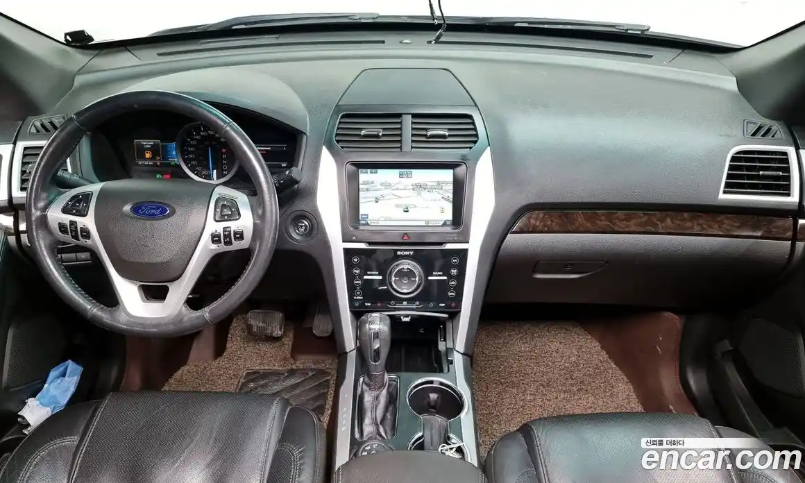 Ford Explorer 2015 3.5 Автомат в Москве № 255675, фото 12