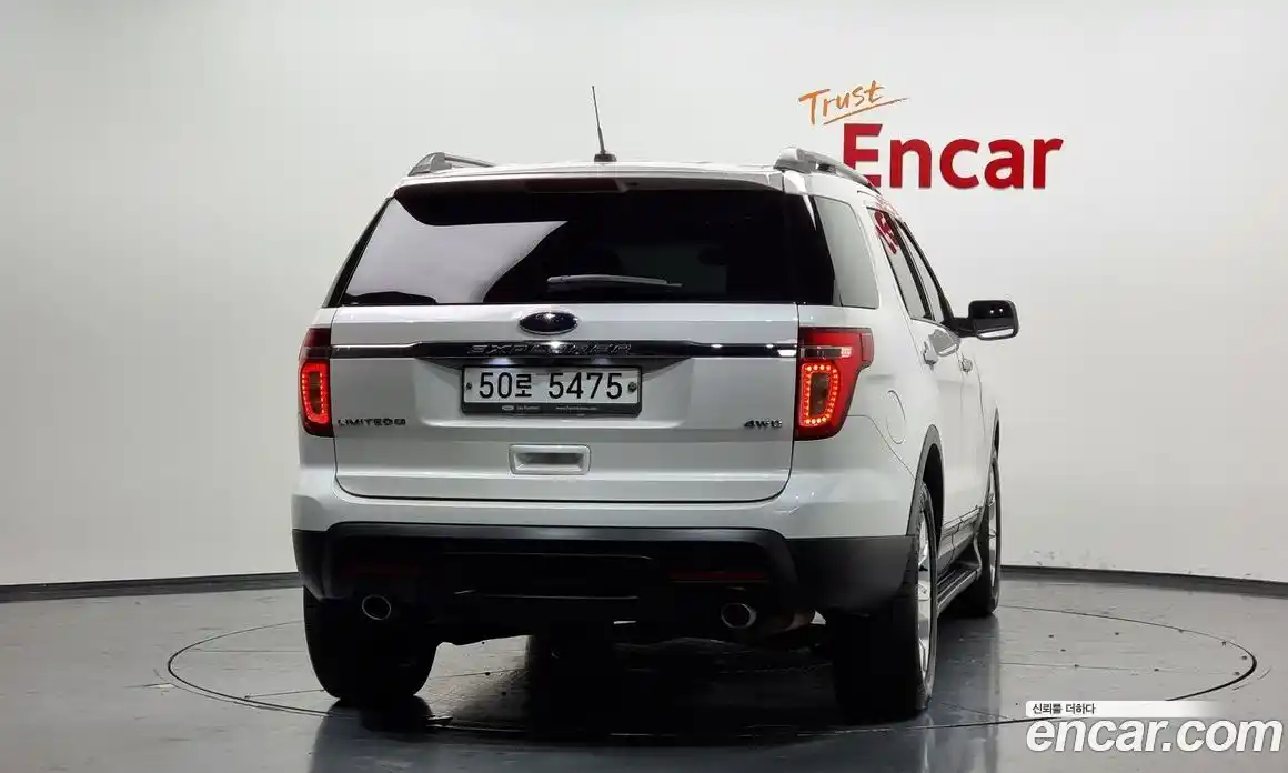 Ford Explorer 2015 3.5 Автомат в Москве № 255675, фото 5