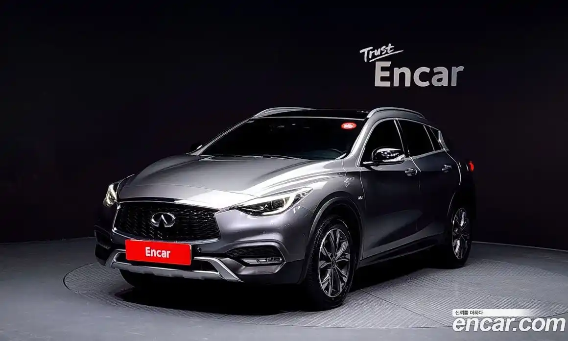 Infiniti QX30 2019 2.0 Автомат в Москве № 256140, фото 5