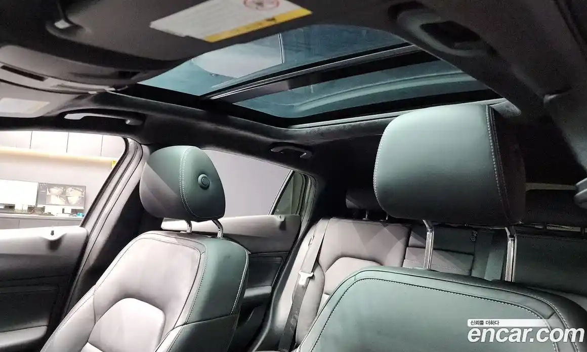 Infiniti QX30 2019 2.0 Автомат в Москве № 256140, фото 8