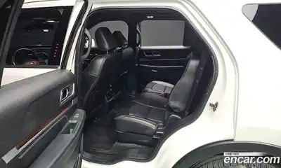 Ford Explorer 2018 2.3 Автомат в Москве № 273435, миниатюра 11