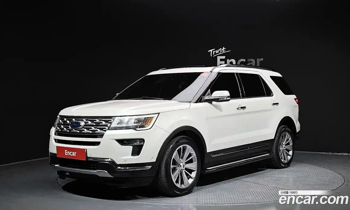 Ford Explorer 2018 2.3 Автомат в Москве № 273435, фото 14
