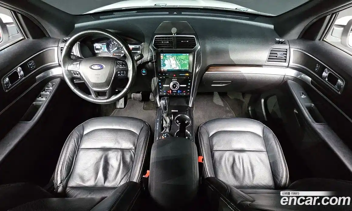 Ford Explorer 2018 2.3 Автомат в Москве № 273435, фото 16