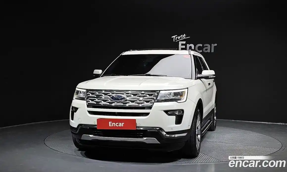 Ford Explorer 2018 2.3 Автомат в Москве № 273435, фото 18