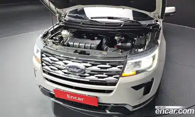 Ford Explorer 2018 2.3 Автомат в Москве № 273435, миниатюра 2