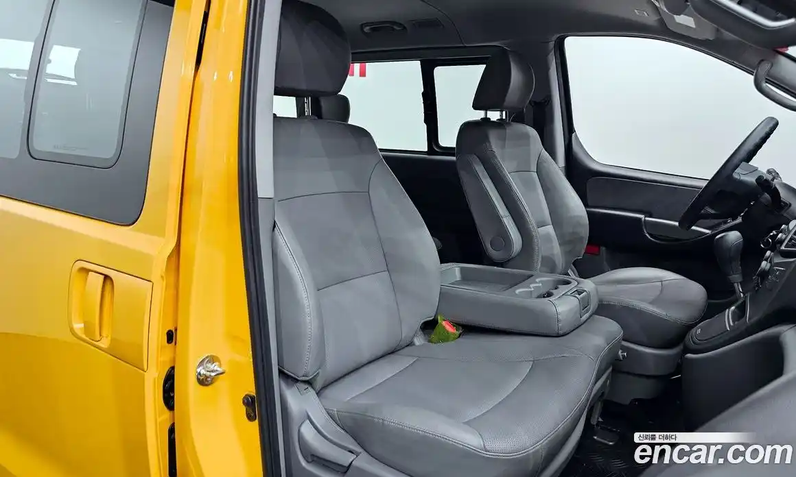 Hyundai Starex 2020 2.4 Автомат в Москве № 279343, фото 14