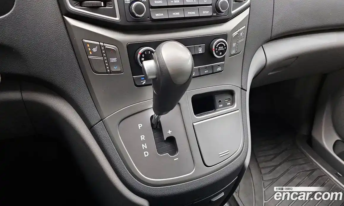 Hyundai Starex 2020 2.4 Автомат в Москве № 279343, фото 17