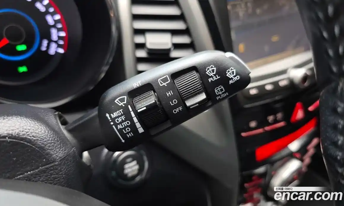 SsangYong TIBOLI 2015 1.6 Автомат в Москве № 30494, фото 16