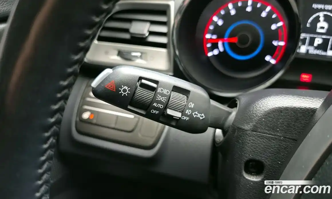 SsangYong TIBOLI 2015 1.6 Автомат в Москве № 30494, фото 8