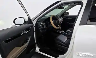 Kia Seltos 2022 1.6 Автомат в Москве № 307953, миниатюра 3