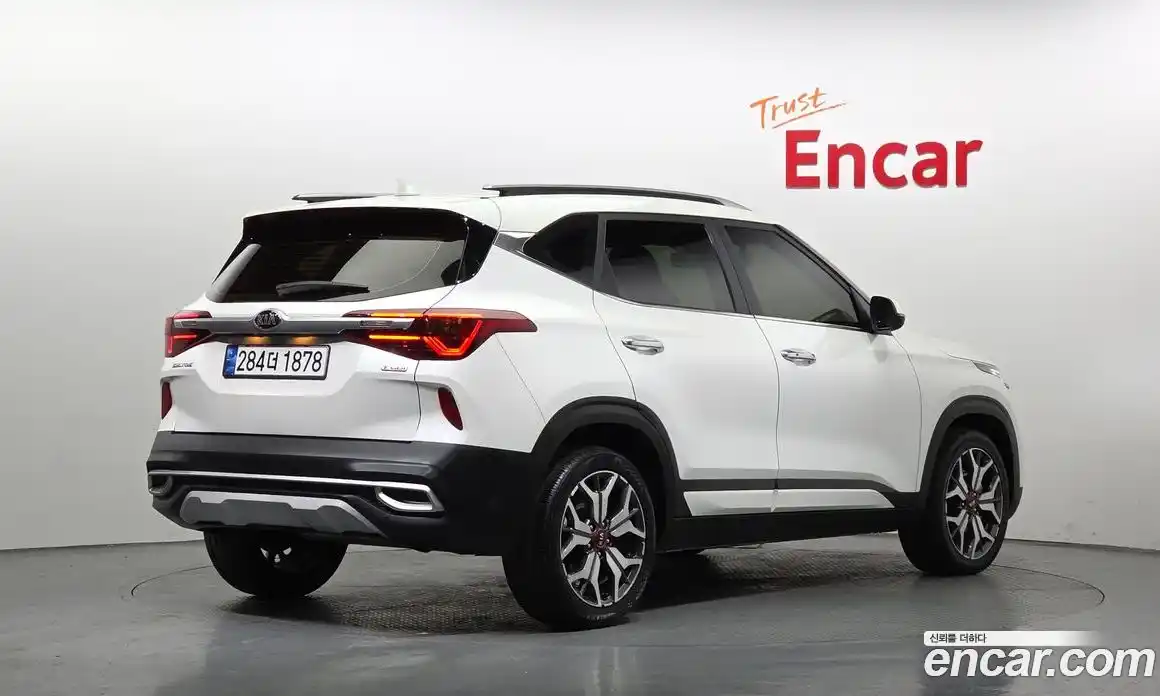 Kia Seltos 2022 1.6 Автомат в Москве № 307953, фото 7