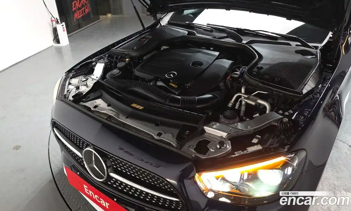 Mercedes-Benz E-Class 2022 2.0 Автомат в Москве № 308153, фото 17