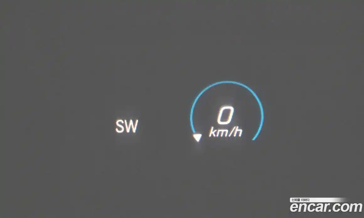 Mercedes-Benz E-Class 2022 2.0 Автомат в Москве № 308153, фото 6