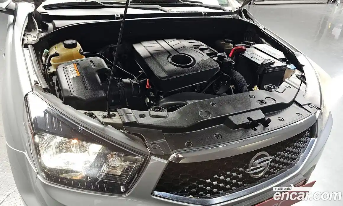 SsangYong Korando 2015 2.0 Автомат в Москве № 30896, фото 12