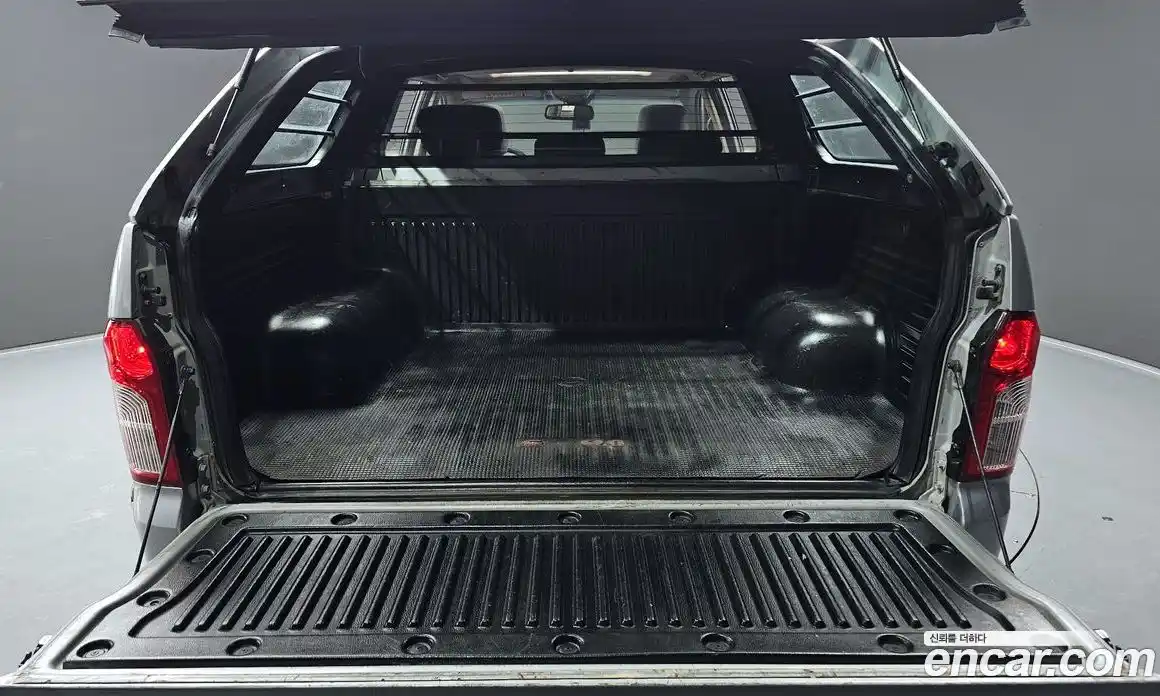 SsangYong Korando 2015 2.0 Автомат в Москве № 30896, фото 19