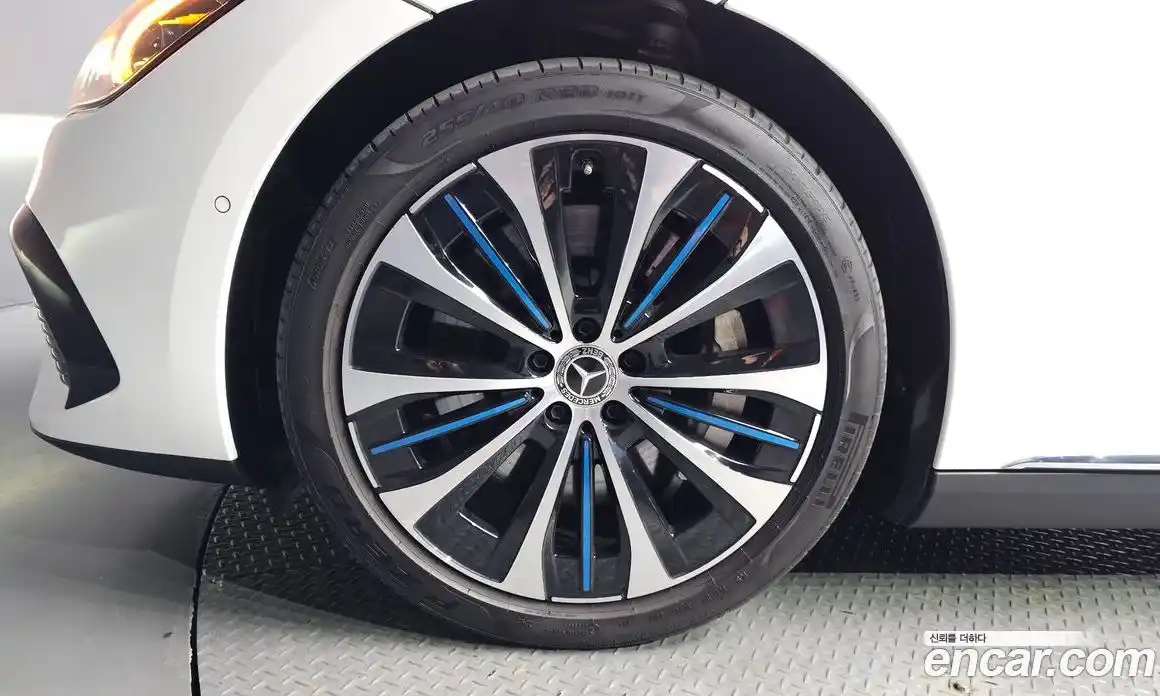 Mercedes-Benz EQE 2022 0.3 Автомат в Москве № 309956, фото 16