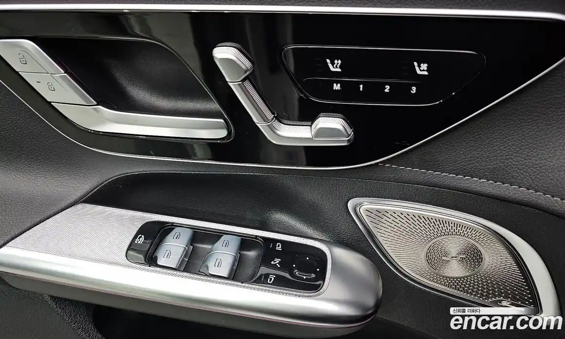 Mercedes-Benz EQE 2022 0.3 Автомат в Москве № 309956, фото 7