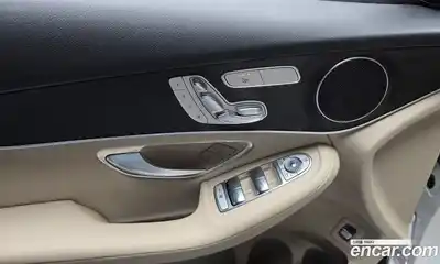 Mercedes-Benz GLC-Class 2019 2.0 Автомат в Москве № 311339, миниатюра 11