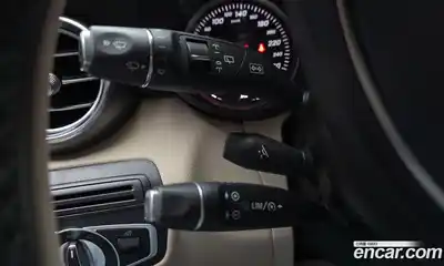 Mercedes-Benz GLC-Class 2019 2.0 Автомат в Москве № 311339, миниатюра 2