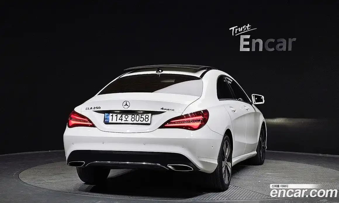 Mercedes-Benz CLA-Class 2017 2.0 Автомат в Москве № 311470, фото 12