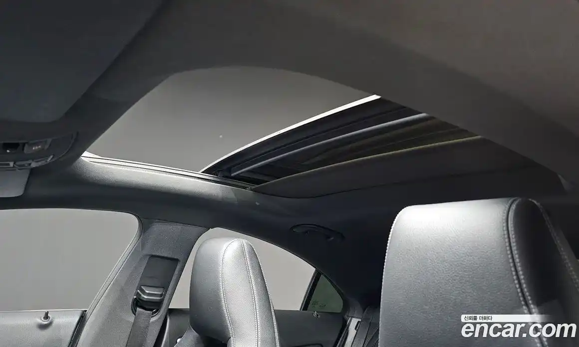 Mercedes-Benz CLA-Class 2017 2.0 Автомат в Москве № 311470, фото 18