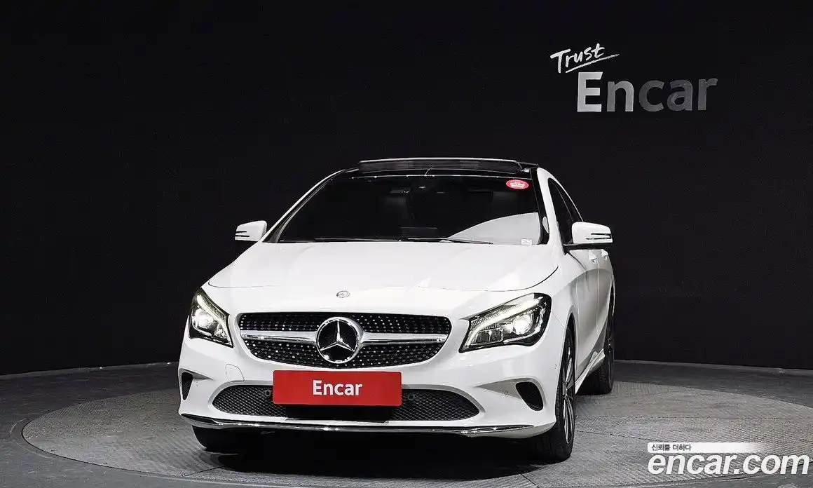 Mercedes-Benz CLA-Class 2017 2.0 Автомат в Москве № 311470, фото 6